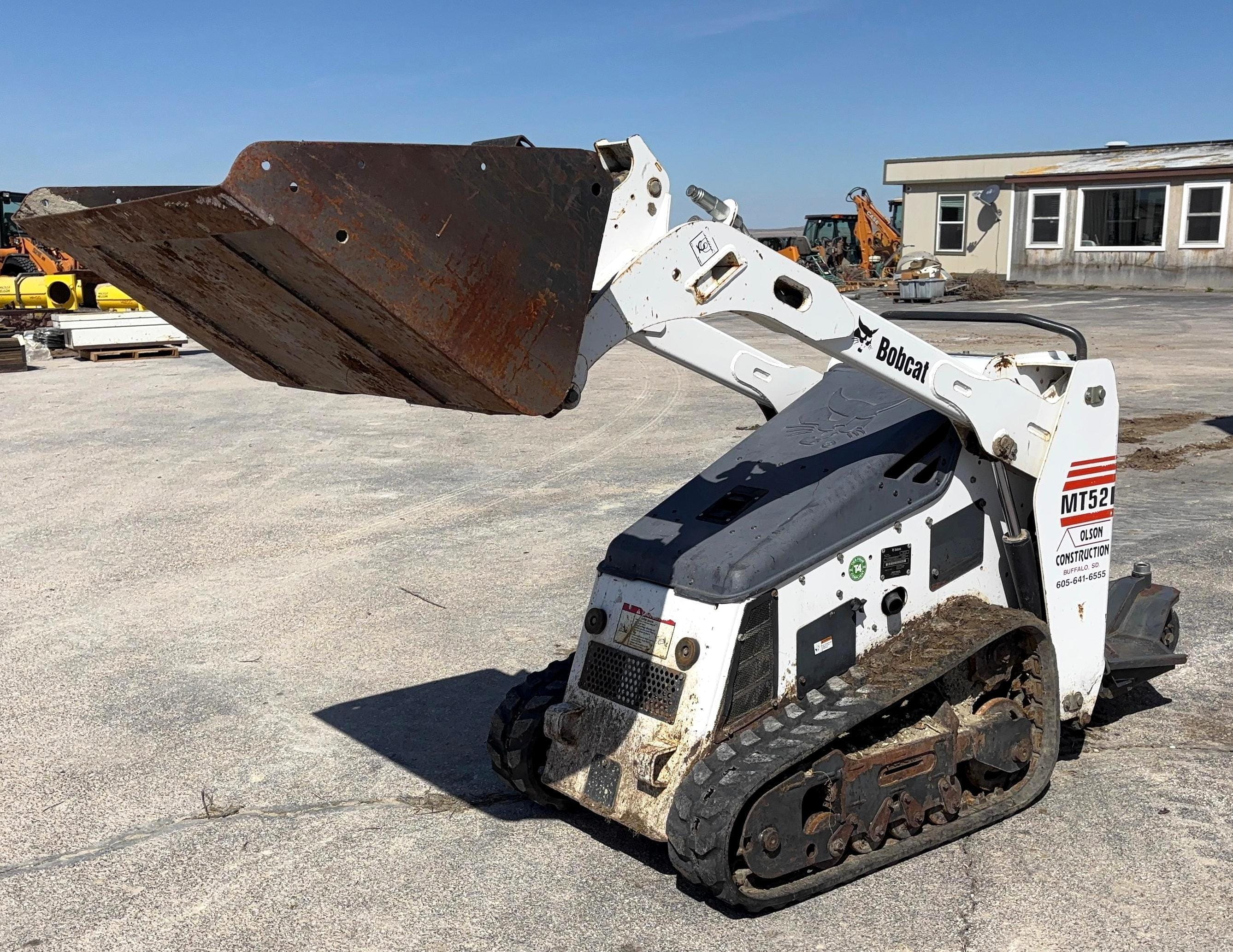 Bobcat MT52 Equipment Image0