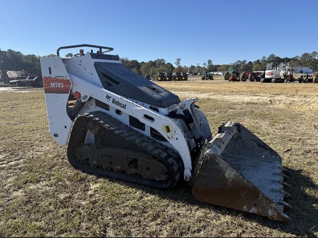 Image of Bobcat MT85 equipment image 3