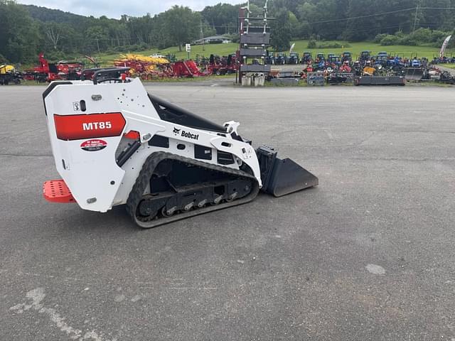 Image of Bobcat MT85 equipment image 3
