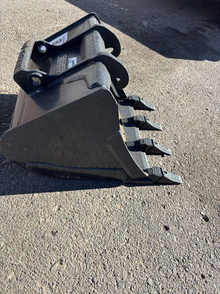 Image of Bobcat MX2-24-T equipment image 1