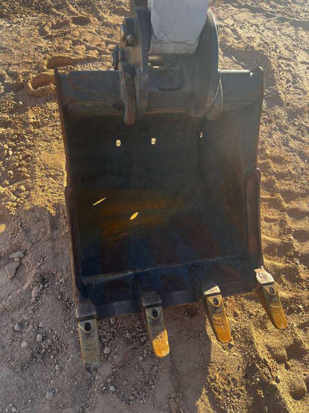 Bobcat MX4-24-T Equipment Image0