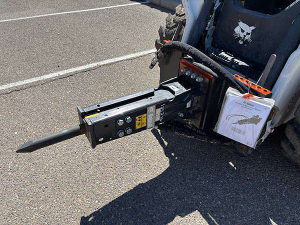 Bobcat NB140 Equipment Image0