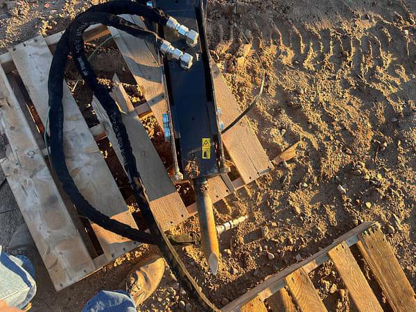 Image of Bobcat NB140 equipment image 2