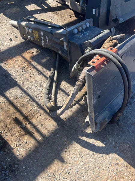 Bobcat NB140 Equipment Image0