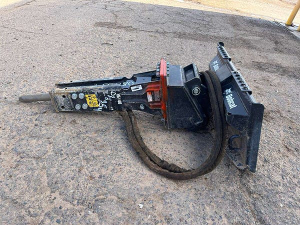 Main image Bobcat NB140