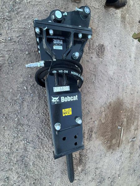 Bobcat NB180 Equipment Image0