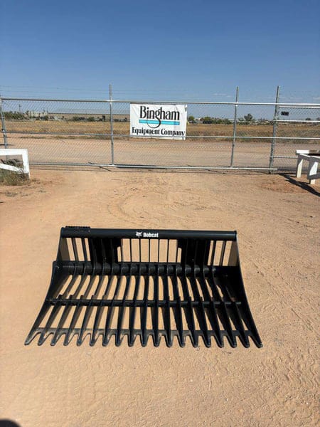 Bobcat Rock Bucket Equipment Image0