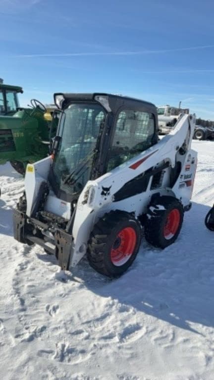 Image of Bobcat S590 equipment image 2