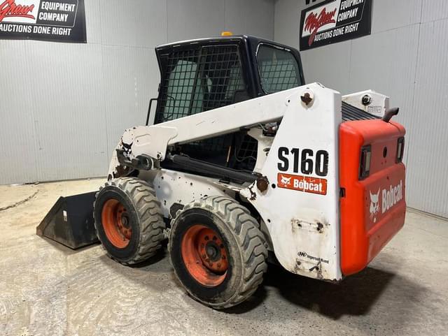 Image of Bobcat S160 equipment image 2