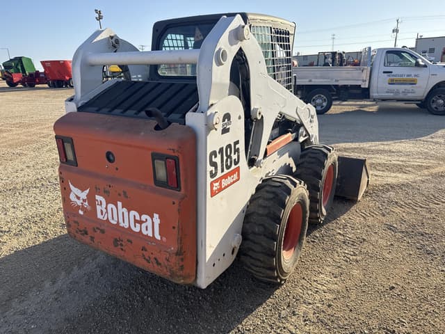 Image of Bobcat S185 equipment image 3