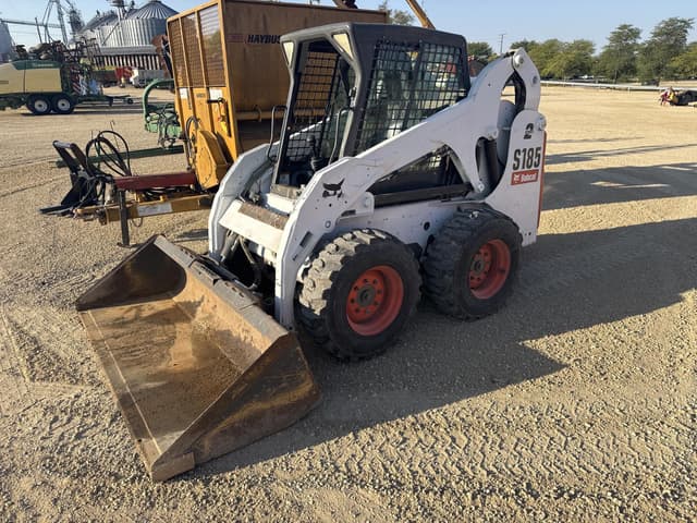 Image of Bobcat S185 equipment image 1