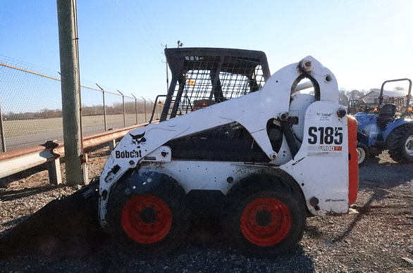 Bobcat S185 Equipment Image0