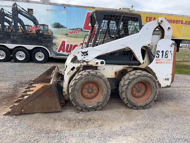 Image of Bobcat S185 equipment image 2