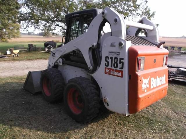 Image of Bobcat S185 equipment image 3