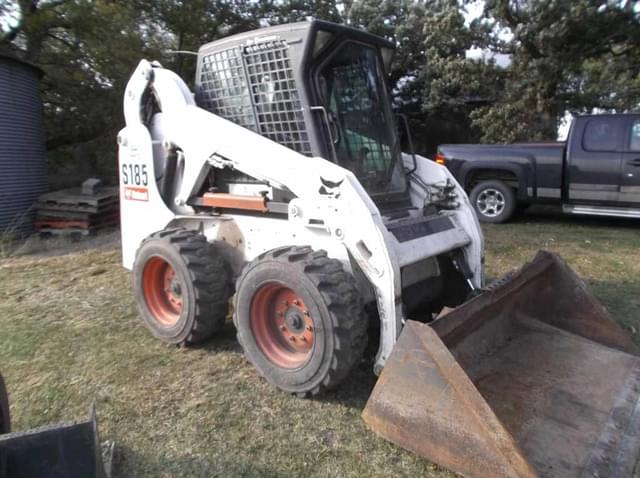 Image of Bobcat S185 equipment image 1