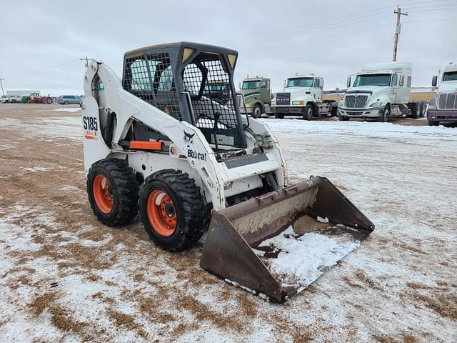 Image of Bobcat S185 equipment image 1