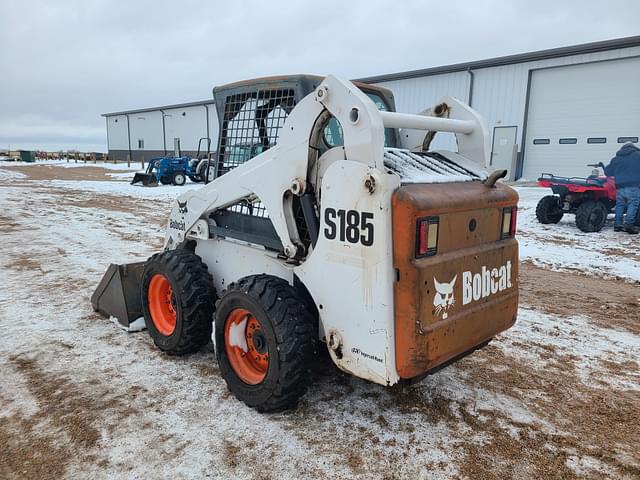 Image of Bobcat S185 equipment image 3