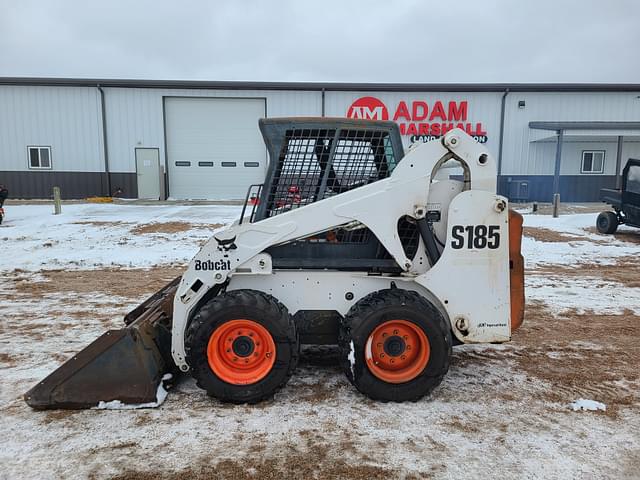 Image of Bobcat S185 equipment image 4