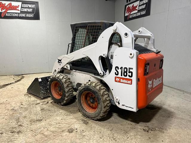 Image of Bobcat S185 equipment image 2