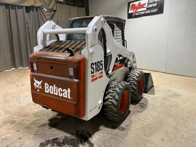 Image of Bobcat S185 equipment image 4