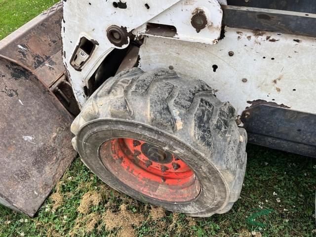 Image of Bobcat S185 equipment image 4