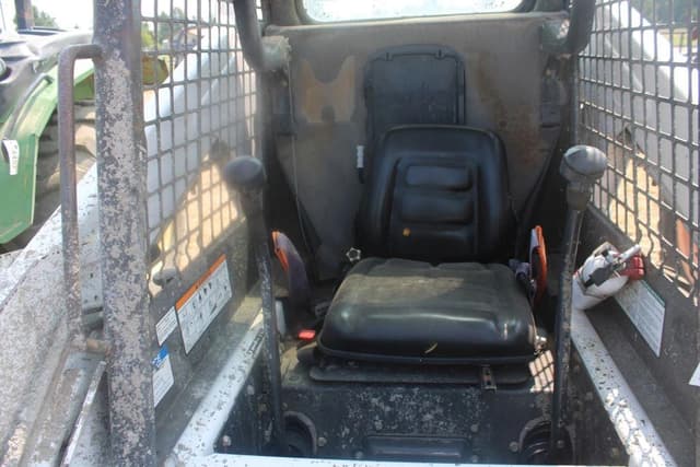 Image of Bobcat S185 equipment image 1