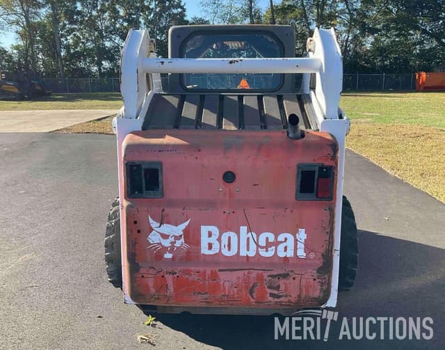Image of Bobcat S205 equipment image 4