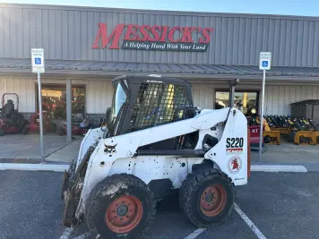 Main image Bobcat S220