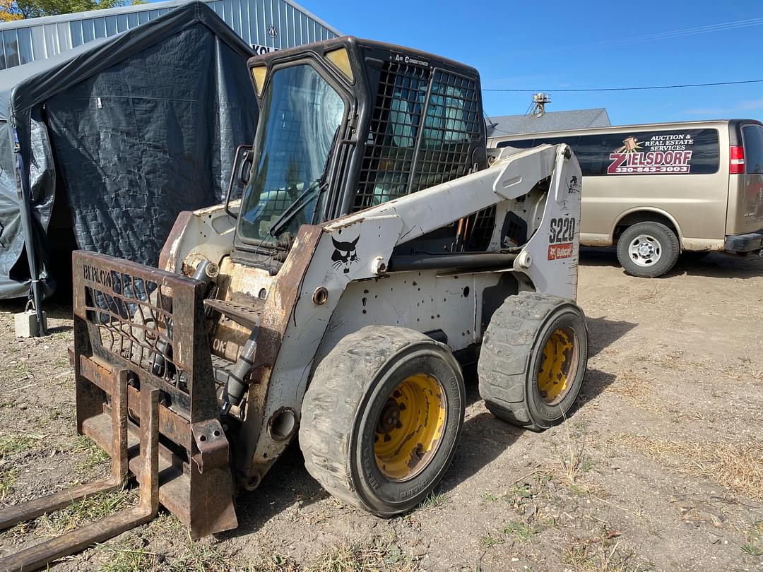 Image of Bobcat S220 Primary image