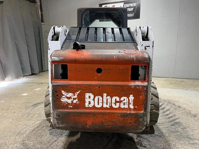 Image of Bobcat S220 equipment image 4