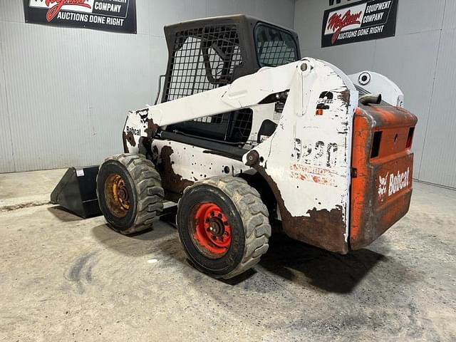 Image of Bobcat S220 equipment image 3
