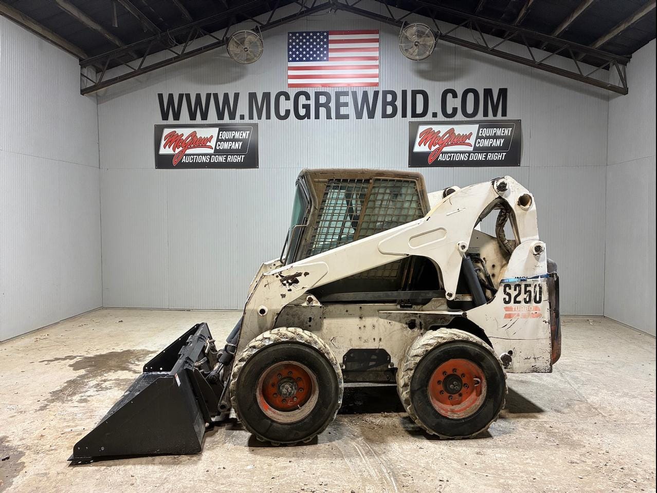 Bobcat S250 Equipment Image0