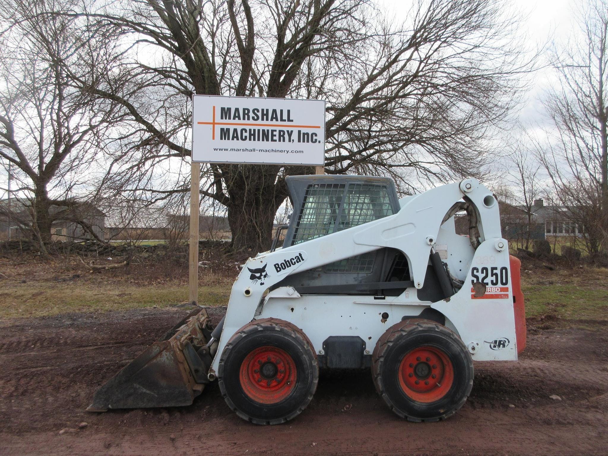 Bobcat S250 Equipment Image0