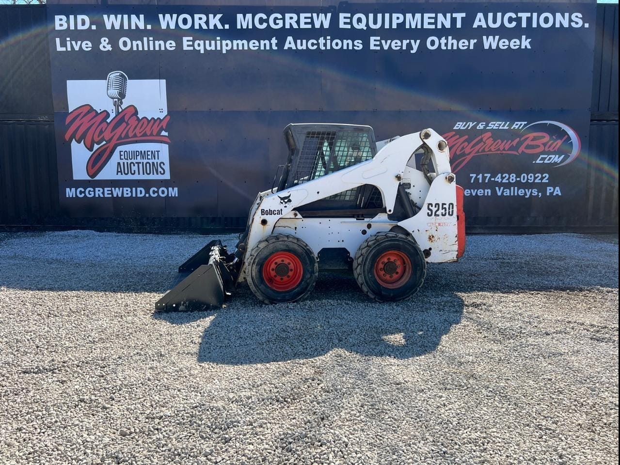 Bobcat S250 Equipment Image0