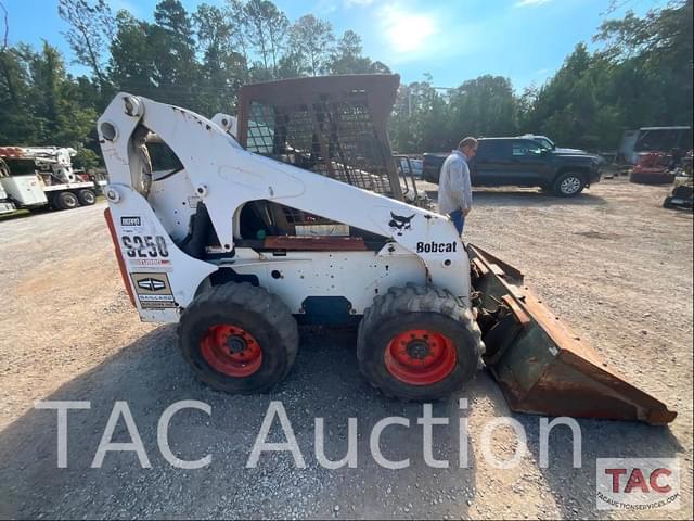 Image of Bobcat S250 equipment image 4
