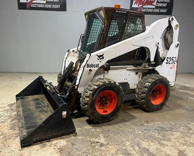 Image of Bobcat S250 equipment image 1
