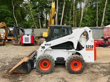 Main image Bobcat S250
