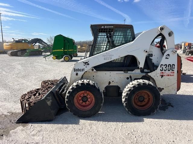 Image of Bobcat S300 equipment image 3
