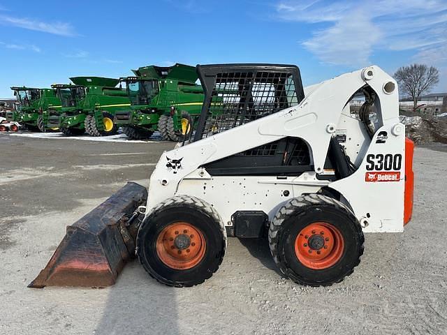 Image of Bobcat S300 equipment image 1
