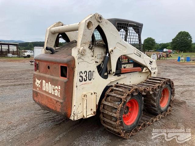Image of Bobcat S300 equipment image 1