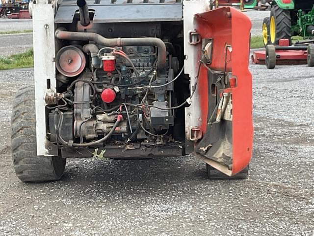 Image of Bobcat S300 equipment image 3