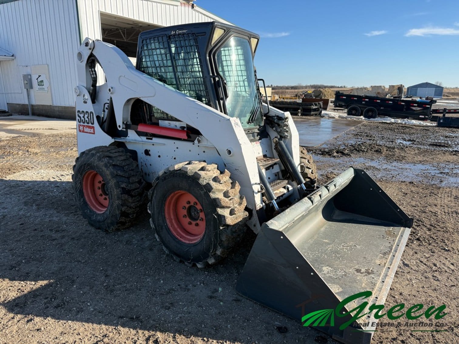 Bobcat S330 Equipment Image0