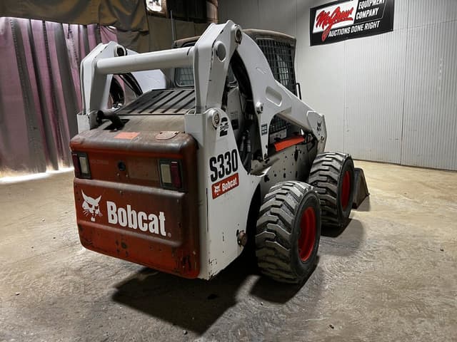 Image of Bobcat S330 equipment image 4