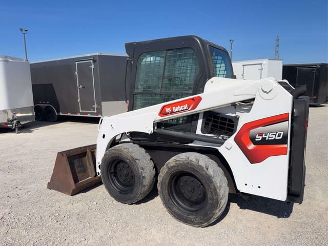 Image of Bobcat S450 equipment image 2