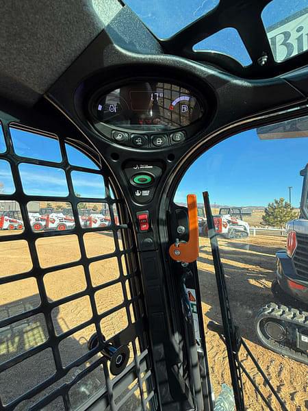 Image of Bobcat S450 equipment image 4