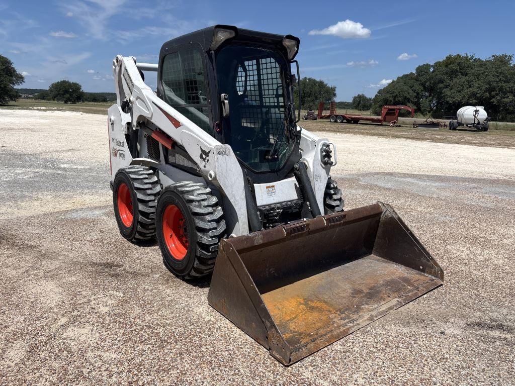 Bobcat S570 Equipment Image0