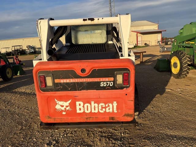 Image of Bobcat S570 equipment image 3
