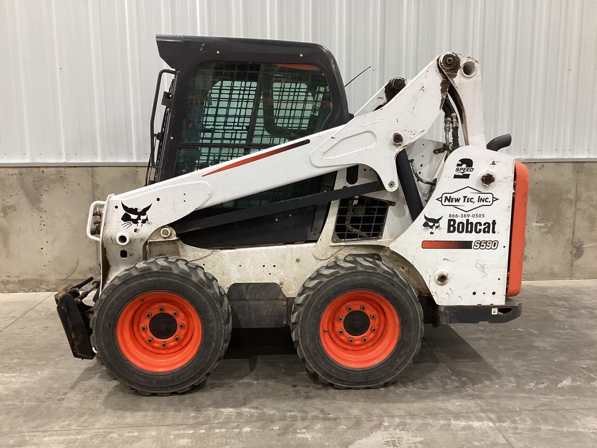 2015 Bobcat S590 Equipment Image0