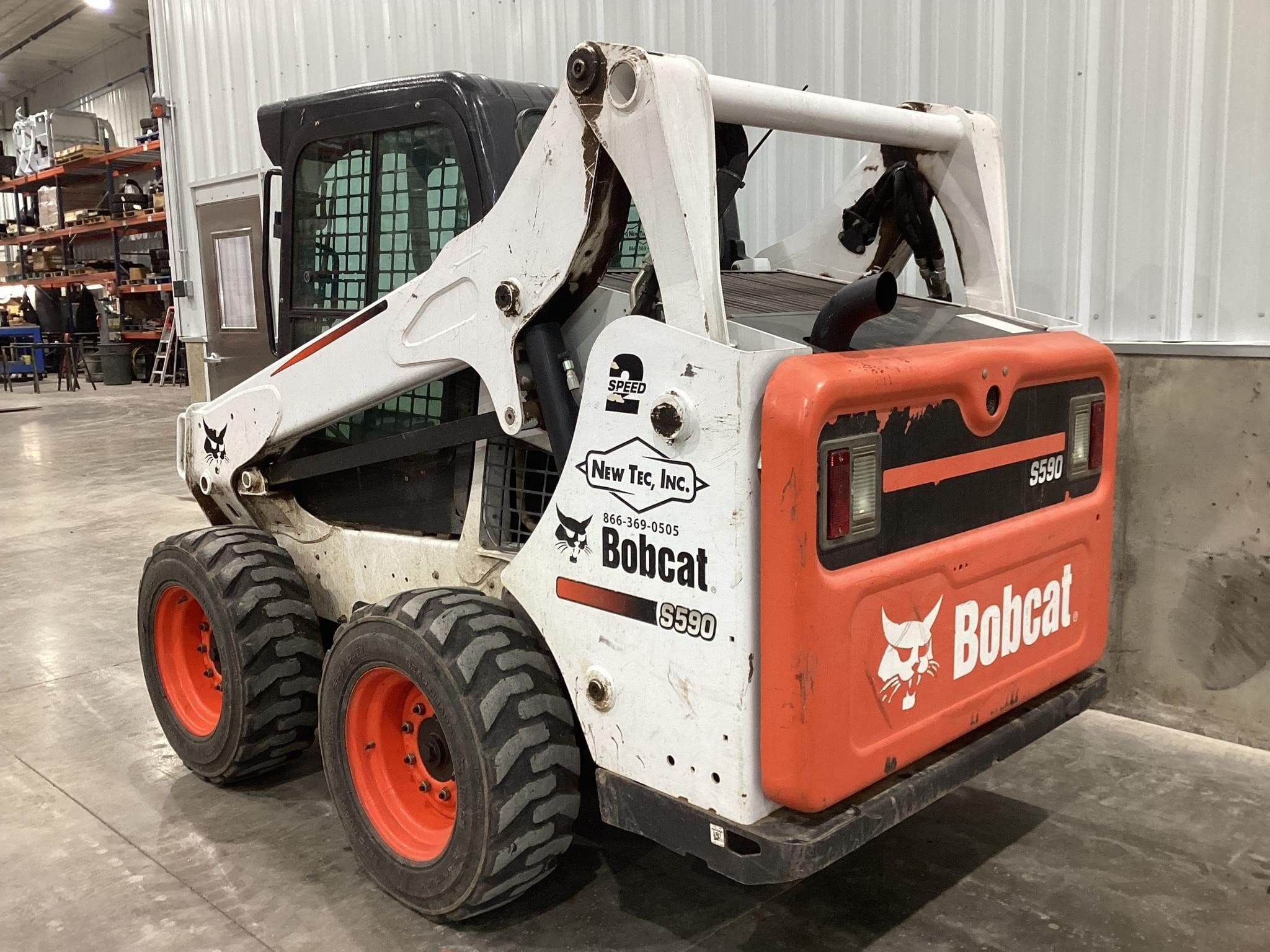2015 Bobcat S590 Equipment Image0