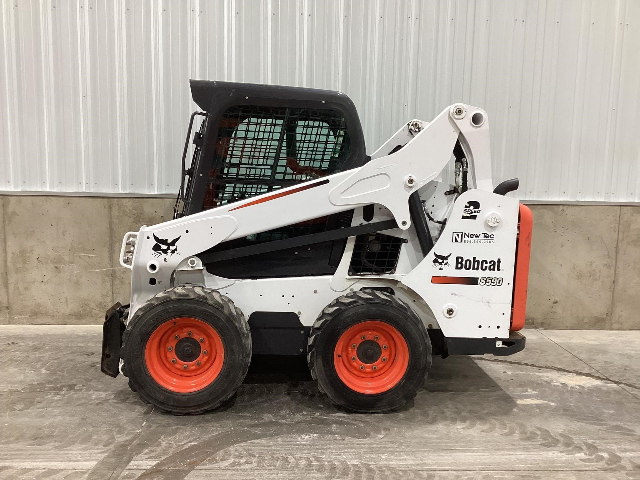 2015 Bobcat S590 Equipment Image0